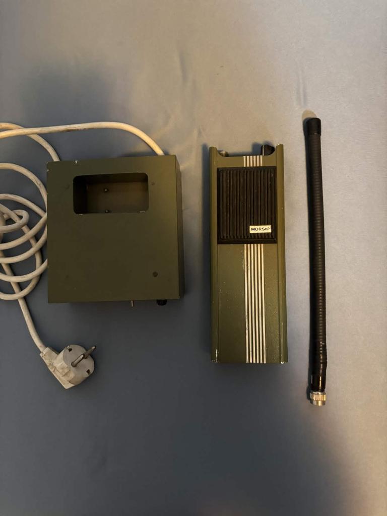 Yugoslavian army radios, Verzamelen, Militaria | Algemeen, Verzenden, Overige soorten, Overige gebieden, Overige typen