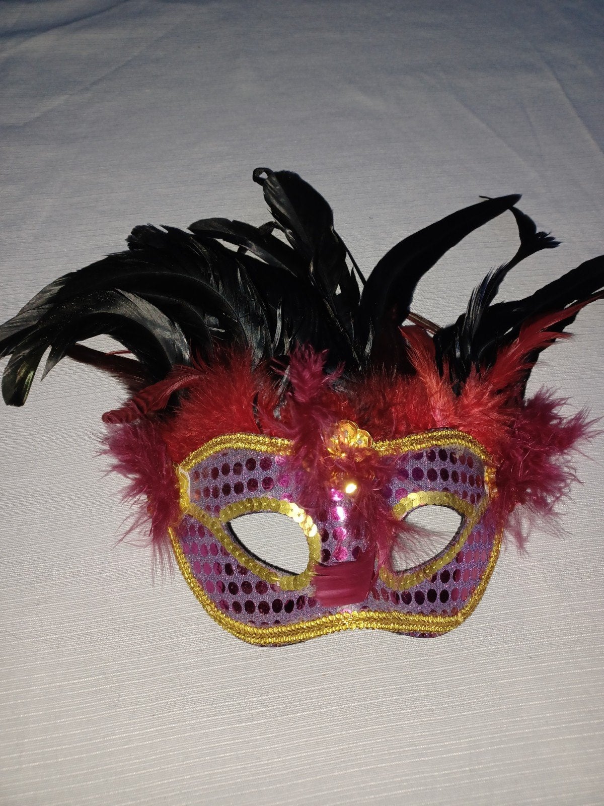 Venetiaans Carnaval Masker met Veren – Italiaans

Prachtig I, Ophalen of Verzenden, Zo goed als nieuw, Carnaval