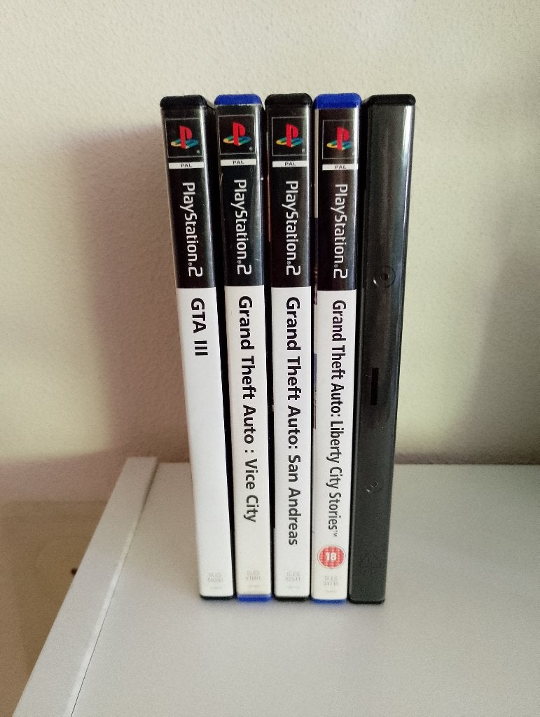 Grand Theft Auto spellen (collectie van alle 5), Avontuur en Actie, Vanaf 18 jaar, 1 speler, Eén computer