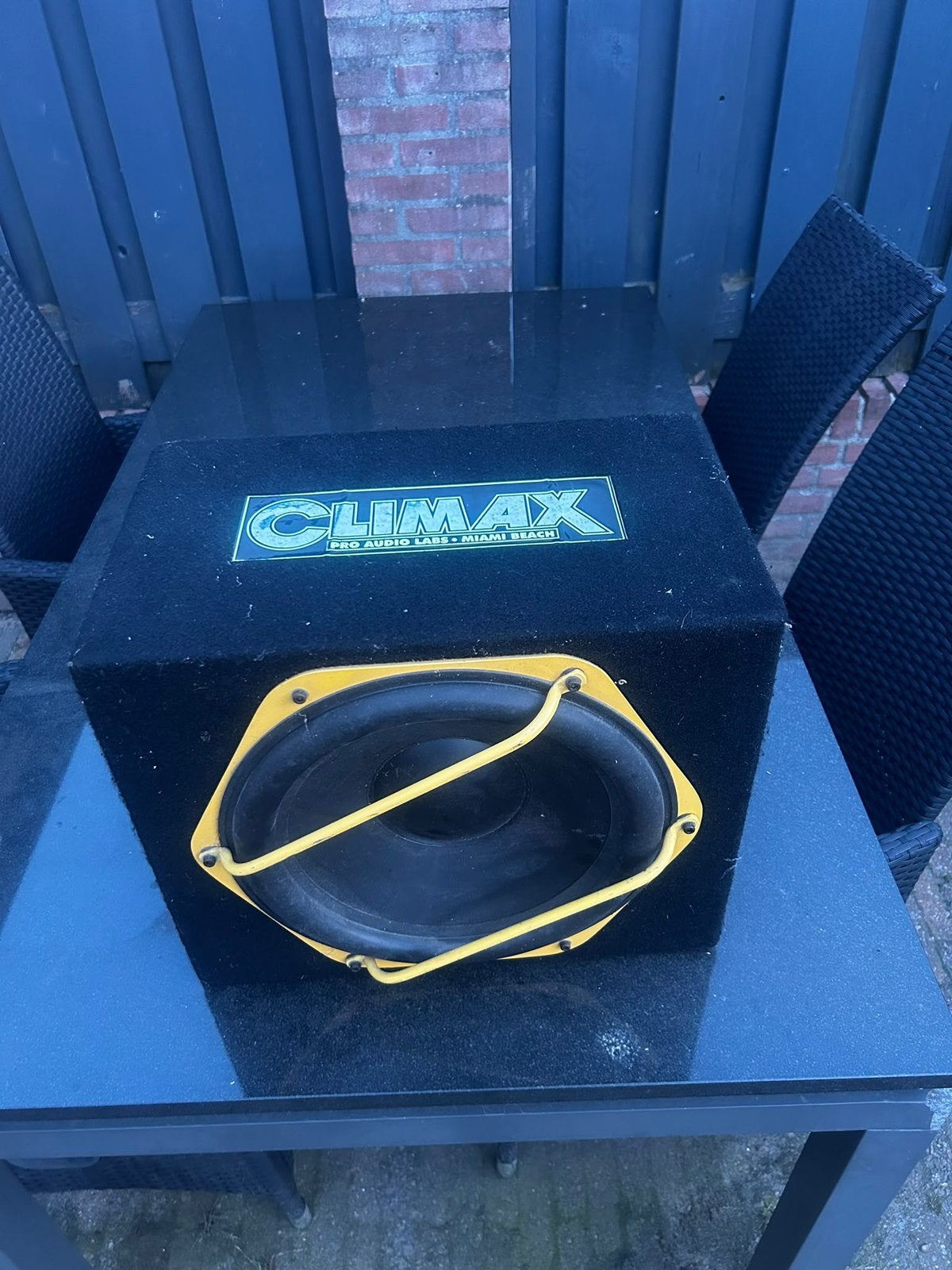 Auto basbox climax 800 watt, Auto diversen, Ophalen of Verzenden, Zo goed als nieuw