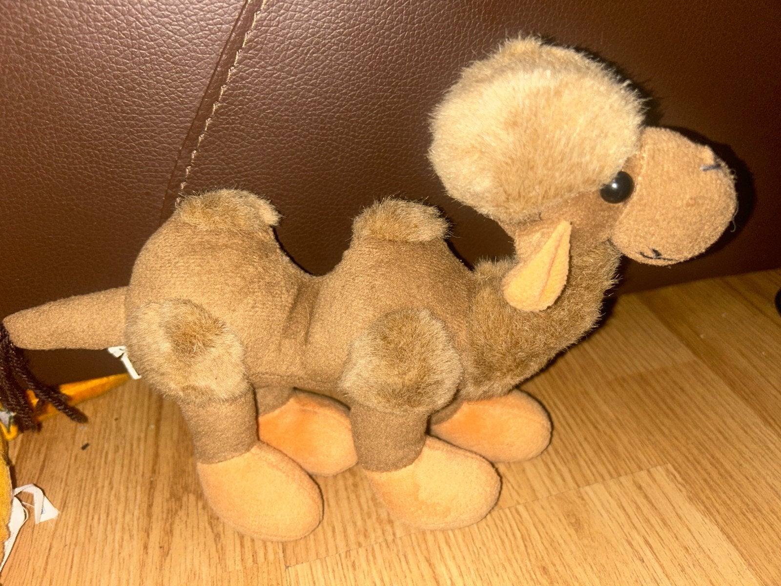 Schattige knuffel kameel - Zo goed als nieuw, Overige typen, Ophalen of Verzenden, Zo goed als nieuw, Middelgroot (20 tot 80 cm)