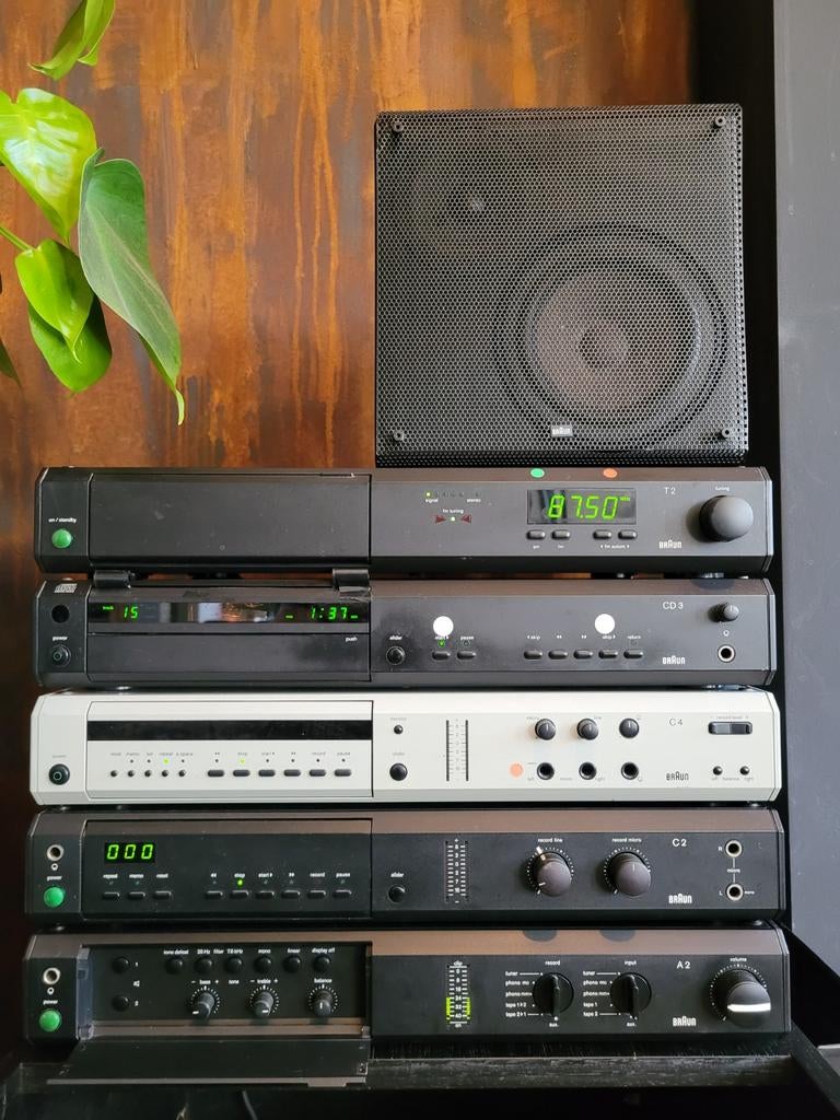 Braun Atelier HiFi set + LS40 + SW2 - Dieter Rams design, Audio, Tv en Foto, Stereo-sets, Gebruikt, Losse componenten, Tuner of Radio