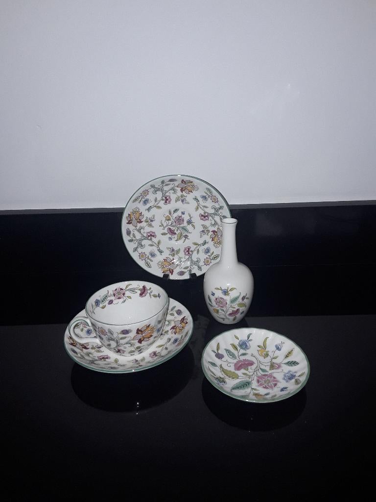 Engels Minton Haddon Hall setje, Verzenden, Zo goed als nieuw, Porselein, Overige typen