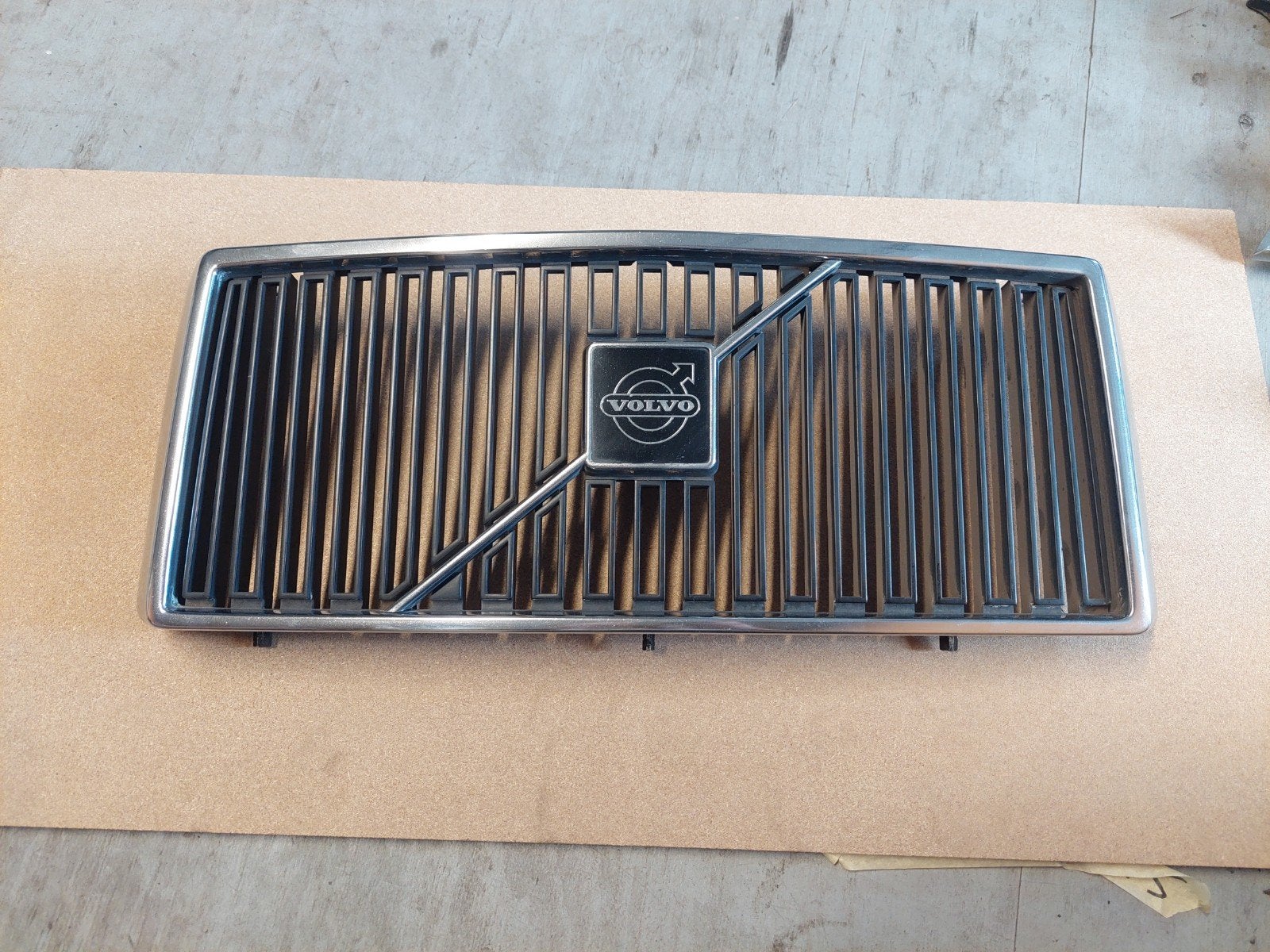 Volvo 240 grill bignose IZGS, Auto-onderdelen, Ophalen, Voor, Volvo, Motorkap