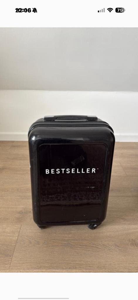 Zwarte Bestseller Cabin Koffer met Wieltjes, Sieraden, Tassen en Uiterlijk, Koffers, Gebruikt, 50 tot 60 cm, Hard kunststof, Ophalen of Verzenden