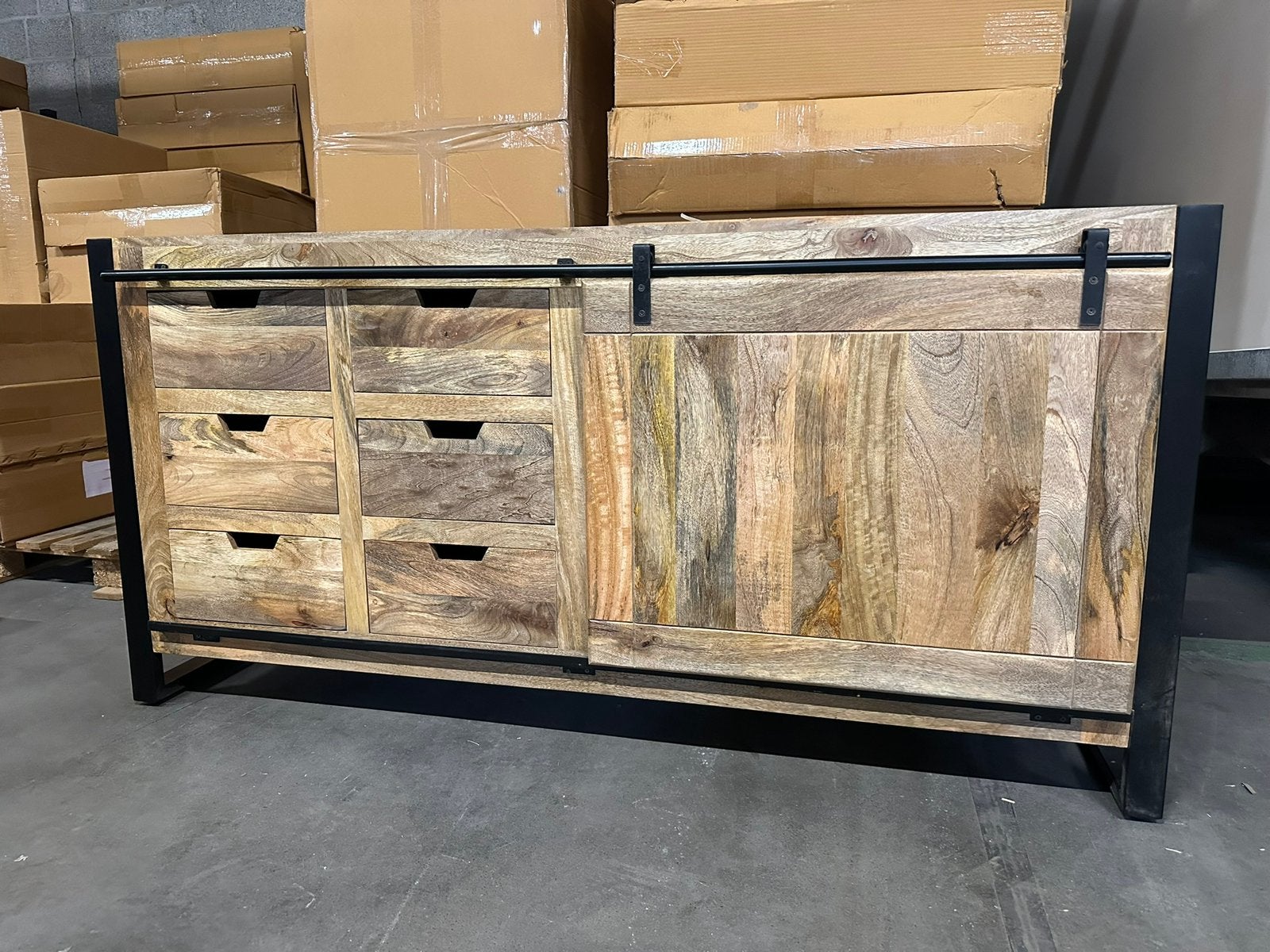 Mango Ladekast Dressoir - Zware Kwaliteit NIEUW, Ophalen, 5 laden of meer, 150 tot 200 cm, Zo goed als nieuw