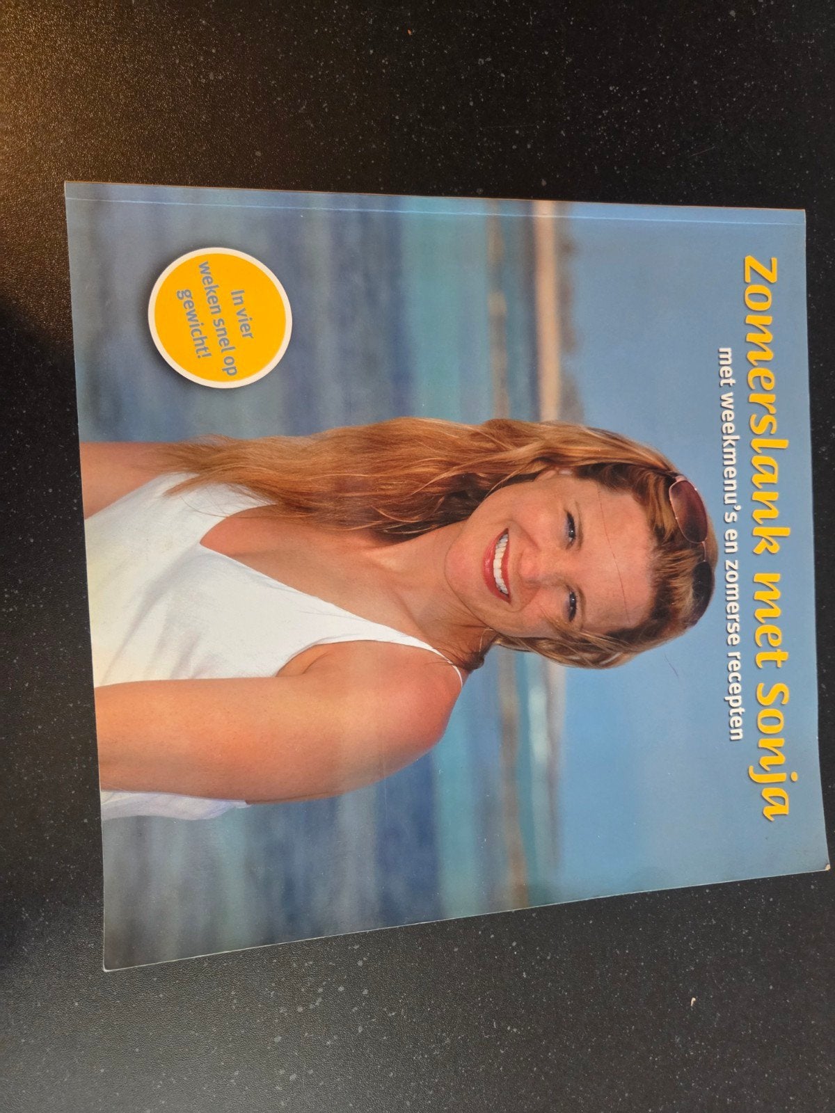 Zomerslank met Sonja Bakker - Kookboek, Boeken, Hoofdgerechten, Ophalen of Verzenden, Zo goed als nieuw, Sonja Bakker