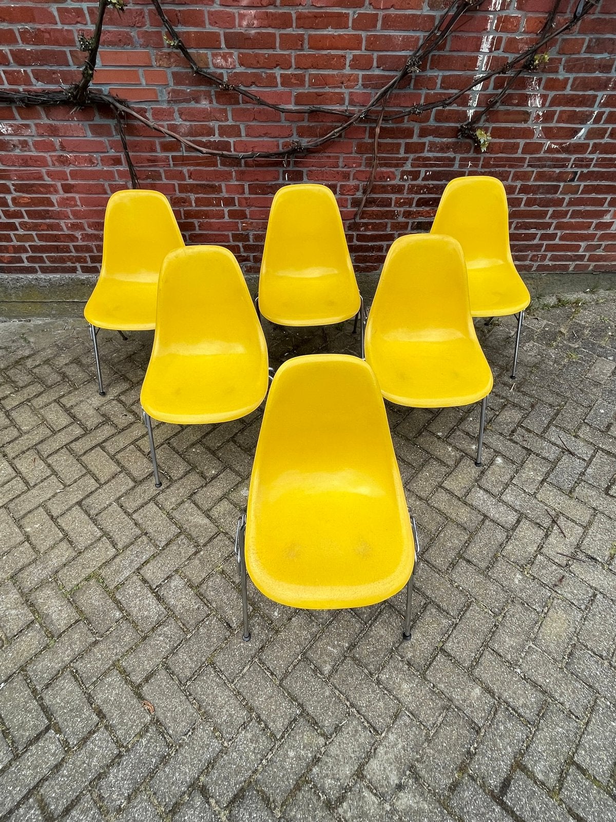 Yellow fiberglass original Herman Miller design Eames, Ophalen of Verzenden, Nieuw, Vijf, Zes of meer stoelen