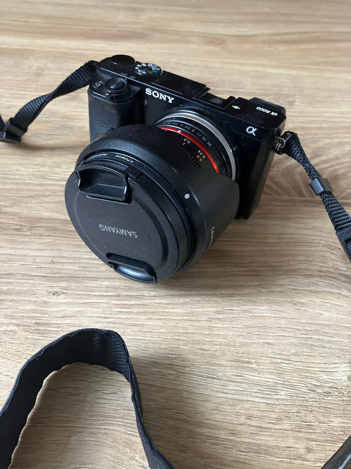 Sony a6000 met 2 lenzen en accu’s (evt ruilen voor DC-TZ99), Audio, Tv en Foto, Fotocamera's Digitaal, Gebruikt, Beeldstabilisatie