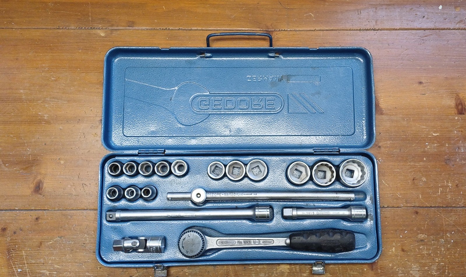 Gedore 1/2" doppenset + extra doppen., Ophalen, Gebruikt
