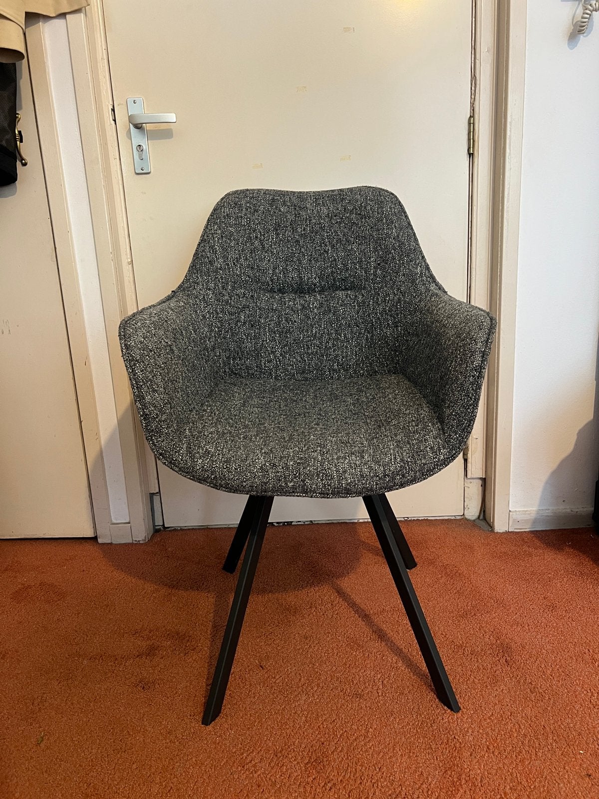 3 stuks eetkamerstoelen, Ophalen, Zo goed als nieuw, Stof, Drie