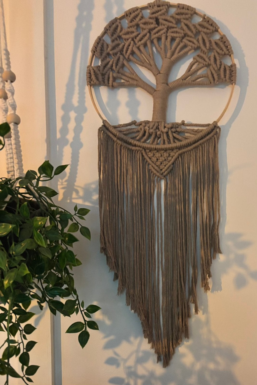 1 of 2st. Macrame levensboom wandhanger nieuw 75x30cm p/st:, Ophalen of Verzenden, Zo goed als nieuw