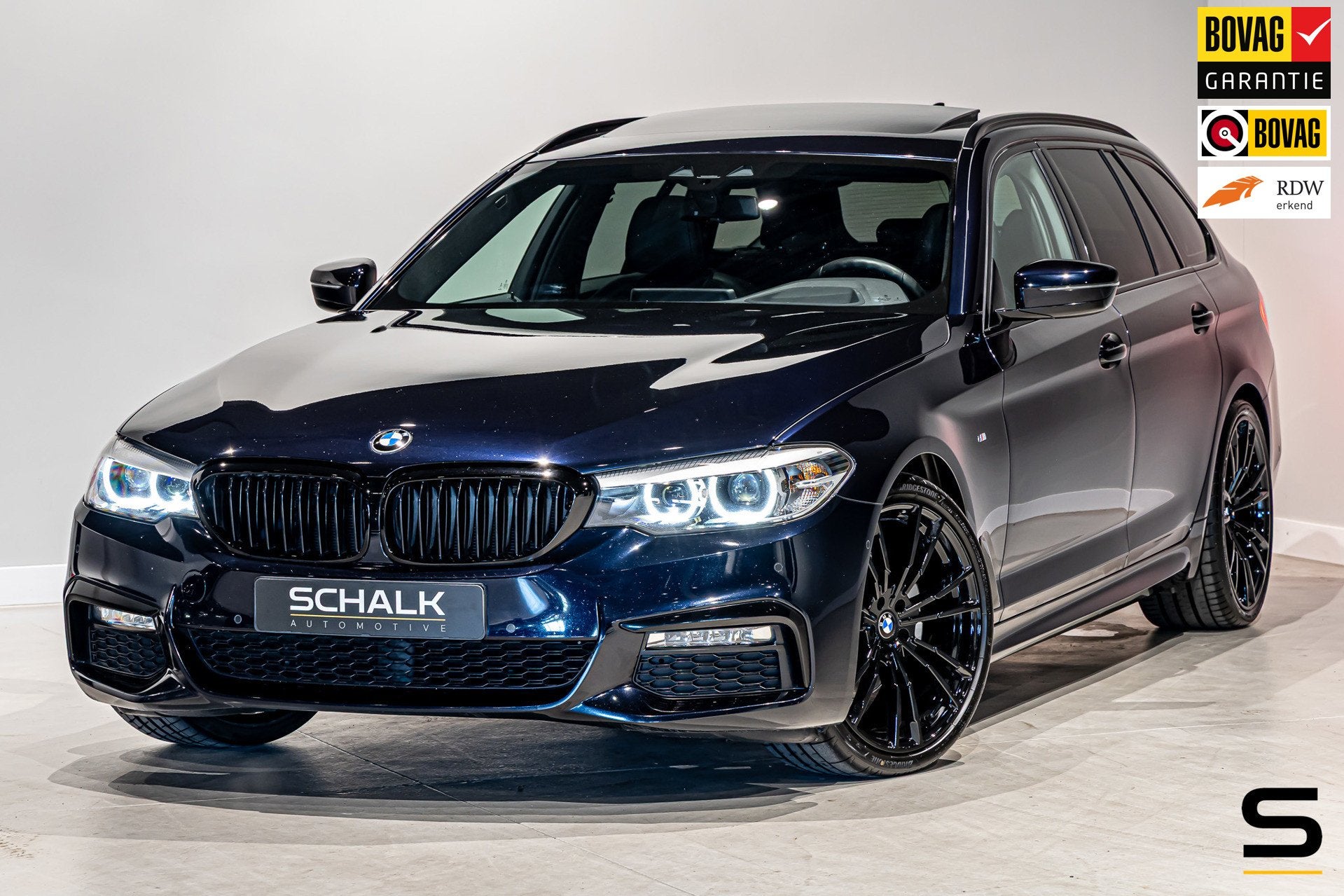 BMW 5-serie Touring 520i Executive|M-sport|Pano|Leder|1eig, Automaat, Achterwielaandrijving, 4 cilinders, 2000 kg