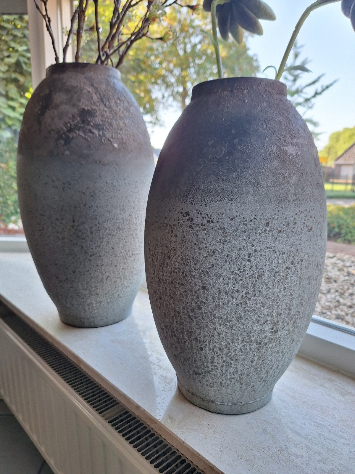 Set van 2 decoratieve vazen - grijs/blauw, Antiek en Kunst, Ophalen of Verzenden