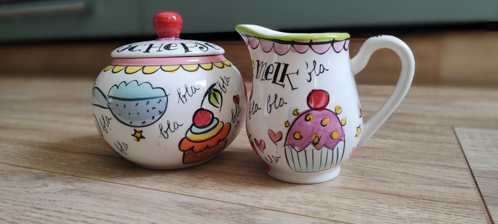 Blond servies: kommen, mokken, theekoppen, bordjes, suikerpo, Ophalen of Verzenden, Aardewerk, Blond Amsterdam, Overige stijlen