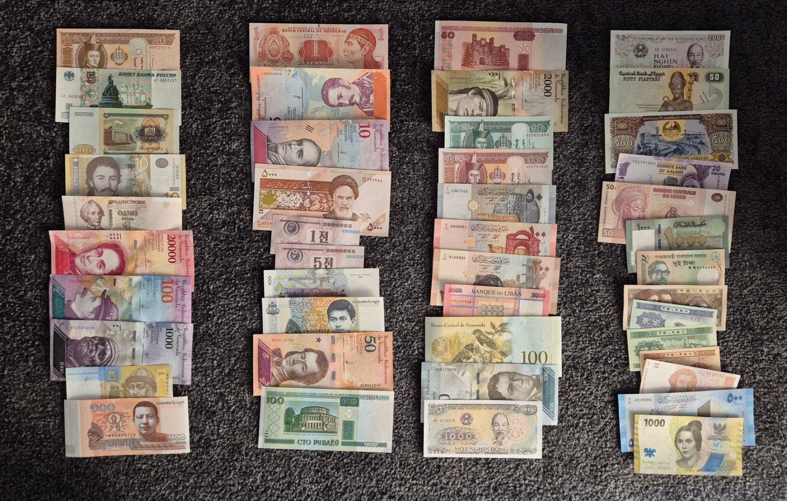 verzameling van 45 verschillende bankbiljetten UNC, Ophalen of Verzenden, Buitenland, Bankbiljetten