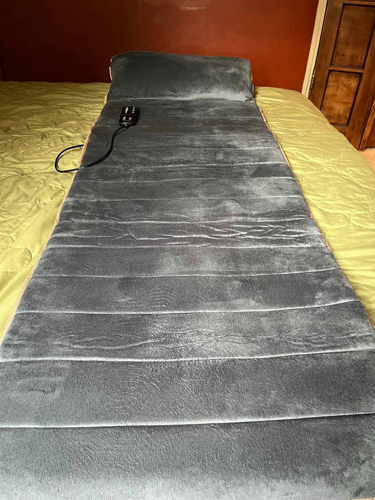 Foto 2 van Snailax Massagematras - Zo goed als nieuw met warmte