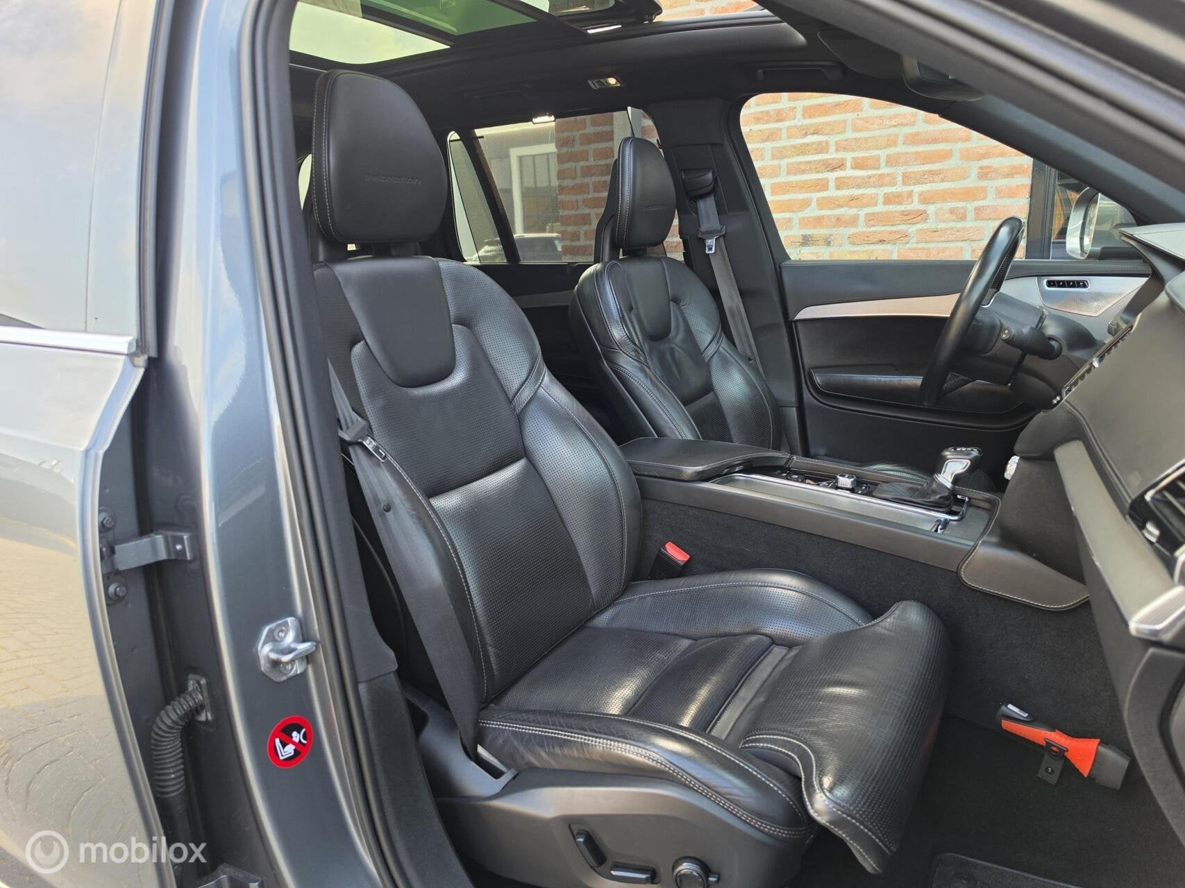 VOLVO XC90 2.0 T6 AWD INSCRIPTION LUCHT B&W ACC HUD PANO TRE, Gebruikt, 4 cilinders, 1969 cc, 7 stoelen