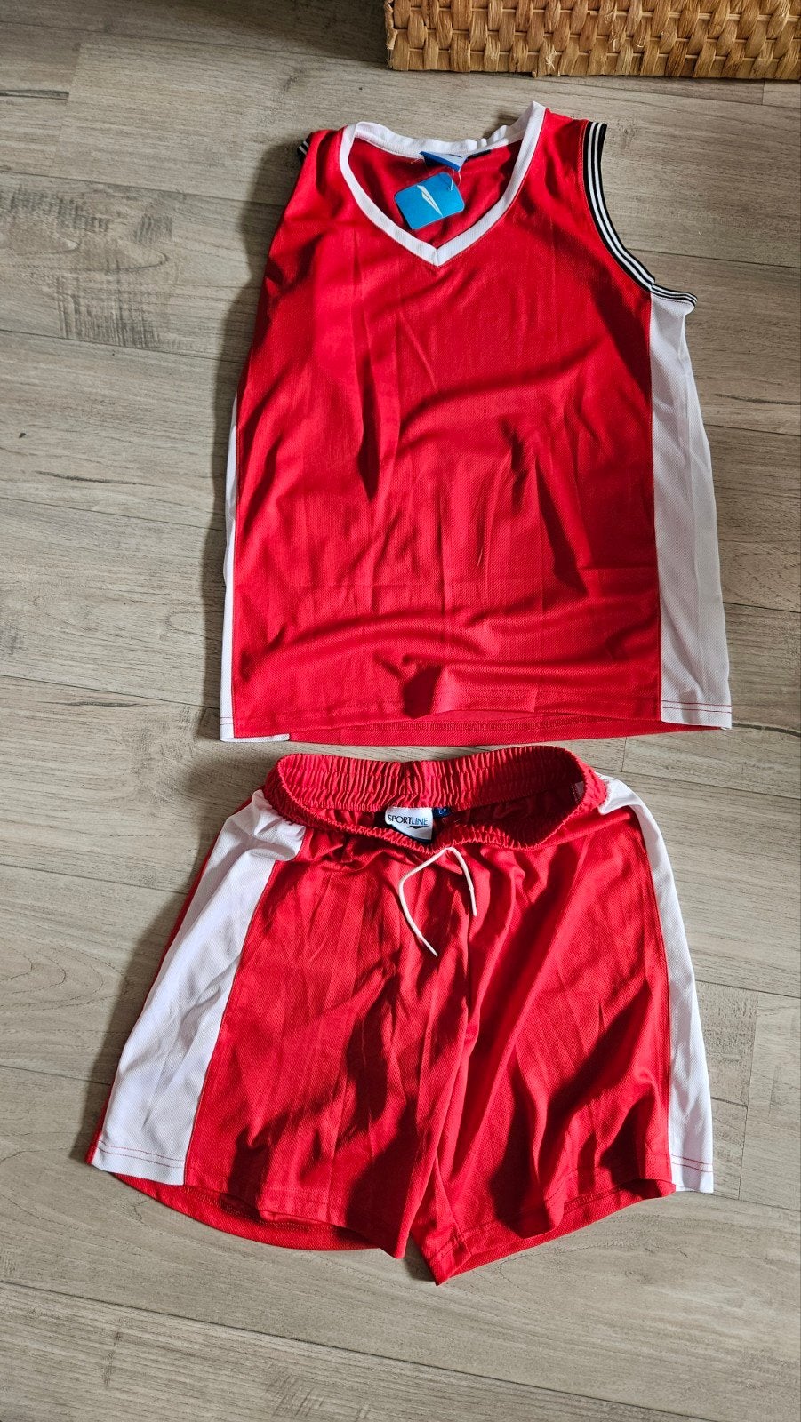 Nieuw Basketbal tenues dames M/L kleur rood, Maat 38/40 (M), Sportline, Meerkleurig, Overige typen