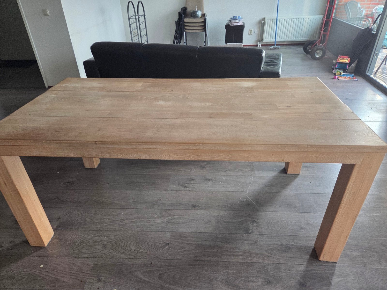 Stevige houten tafel, 2 meter lang - gratis af te halen, Ophalen, Gebruikt, Overige houtsoorten, 150 tot 200 cm