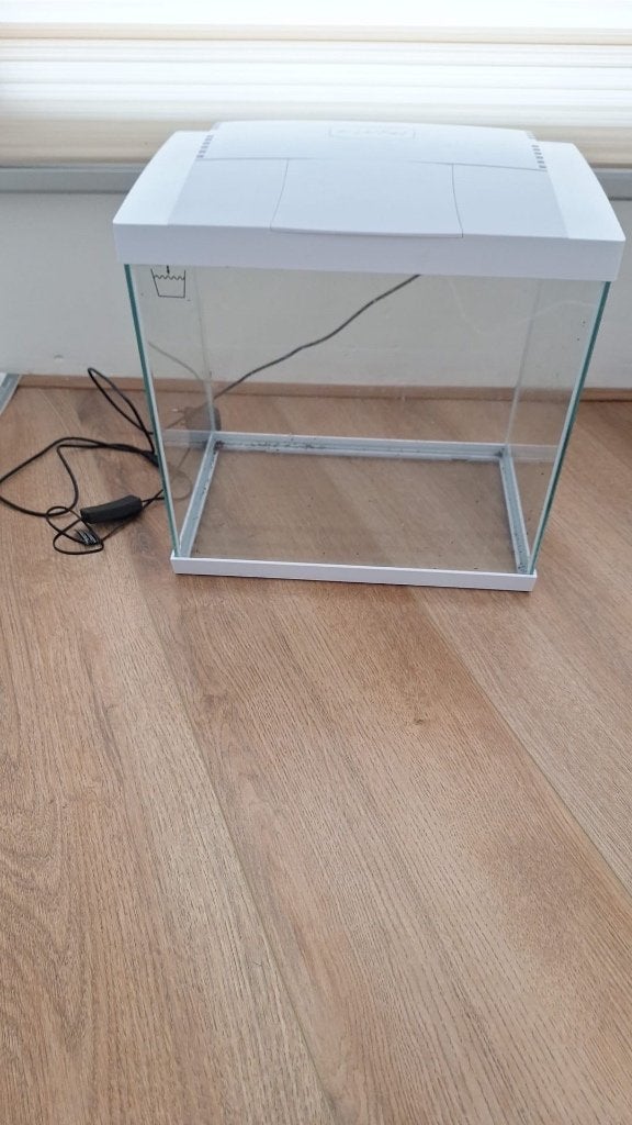 Vissenaquarium, Inclusief deksel, Ophalen of Verzenden, Zo goed als nieuw, Leeg aquarium