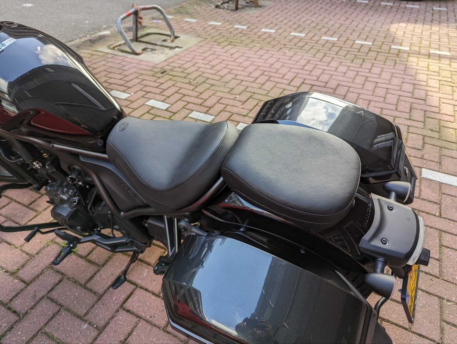 Mustang Solo en passagierszadel voor Honda Rebel 1100, Ophalen, Gebruikt