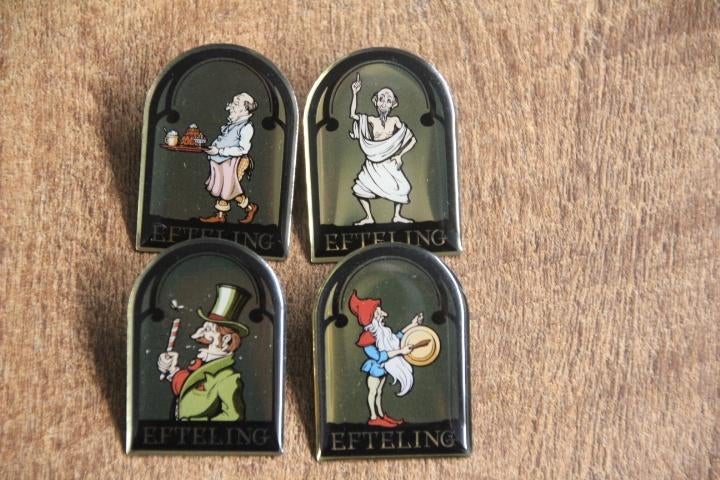 efteling pin  smidjes serie 2022, Verzamelen, Efteling, Ophalen of Verzenden, Nieuw, Button of Speldje