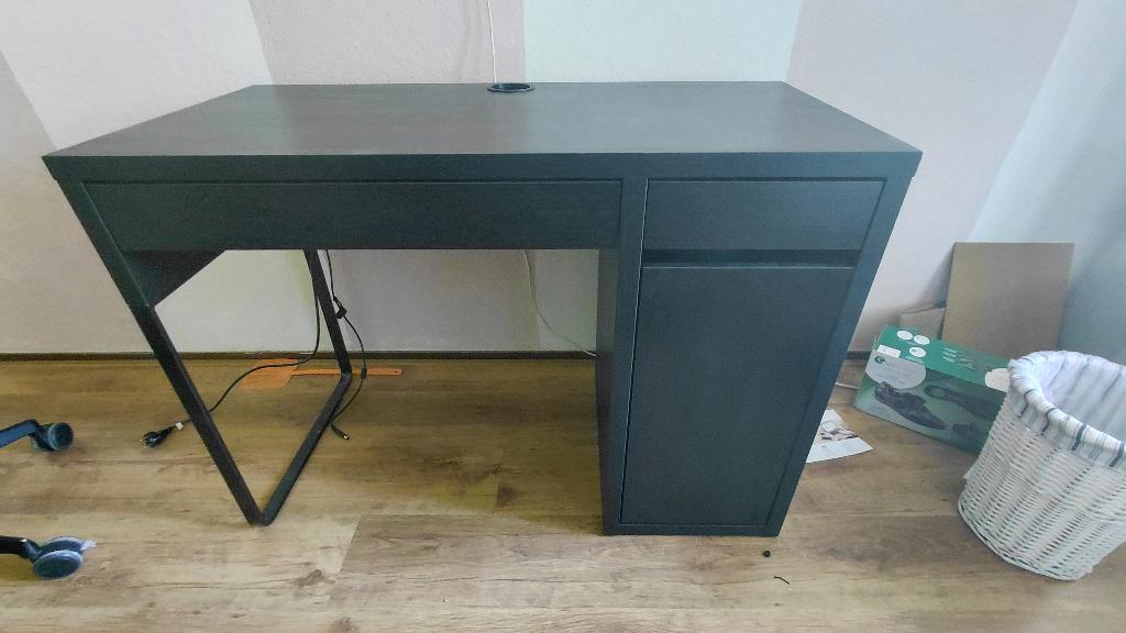 Ikea Bureau, Huis en Inrichting, Bureaus, Ophalen, 105 cm, Spaanplaat of MDF, 50 cm