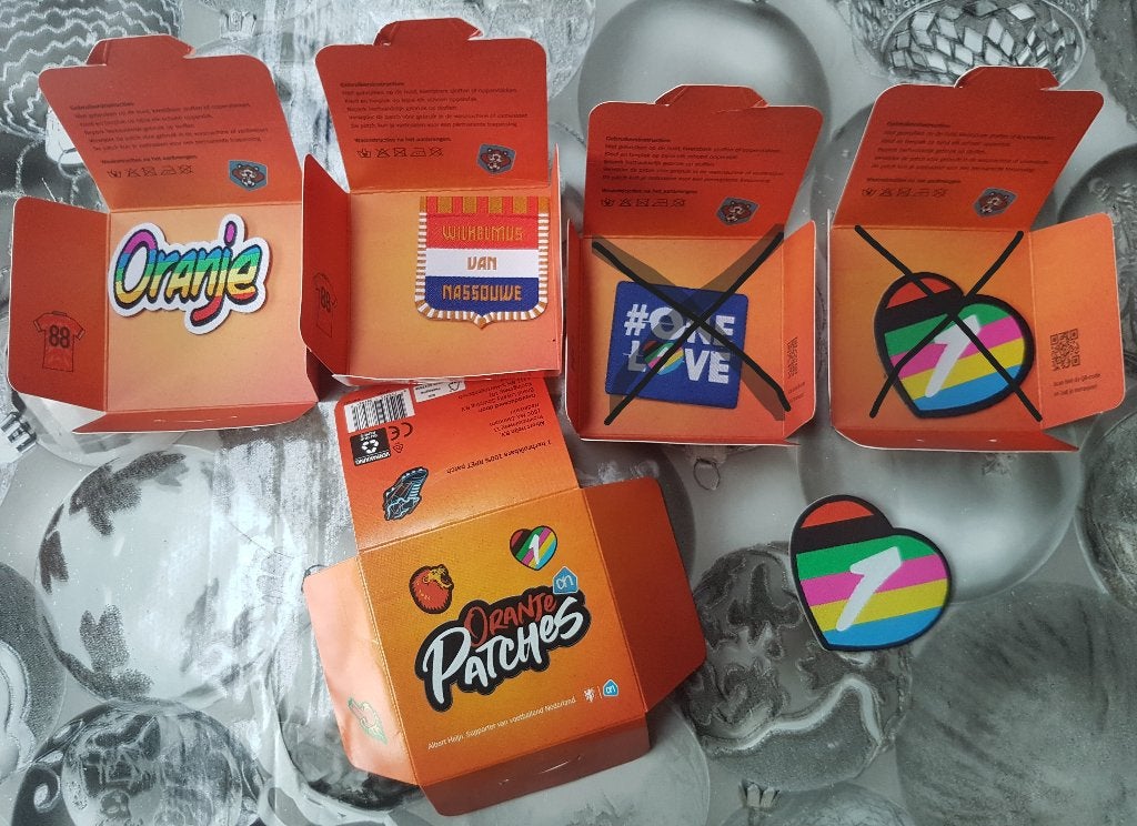 AH: Oranje Patches/smurfen/Tech is gek, Dino`s enz zie lijst, Albert Heijn, Ophalen of Verzenden