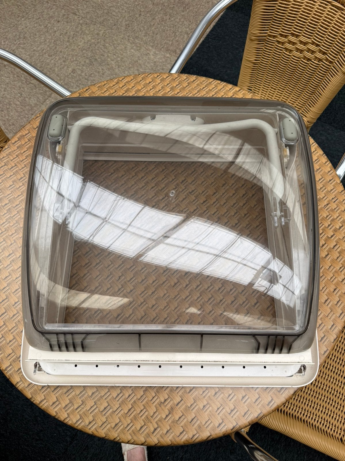 Dometic mini Heki dakluik, Caravans en Kamperen, Caravan accessoires, Ophalen, Zo goed als nieuw