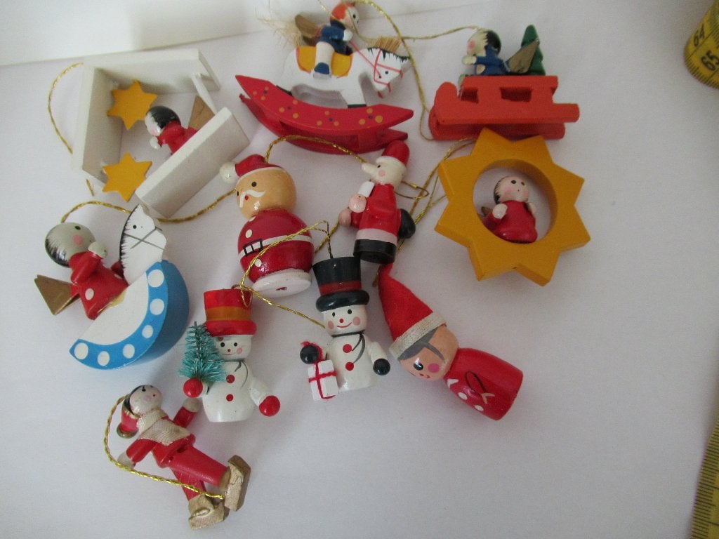 Lot  vintage houten kerstboom hangers, 11 stuks, Diversen, Ophalen of Verzenden, Gebruikt