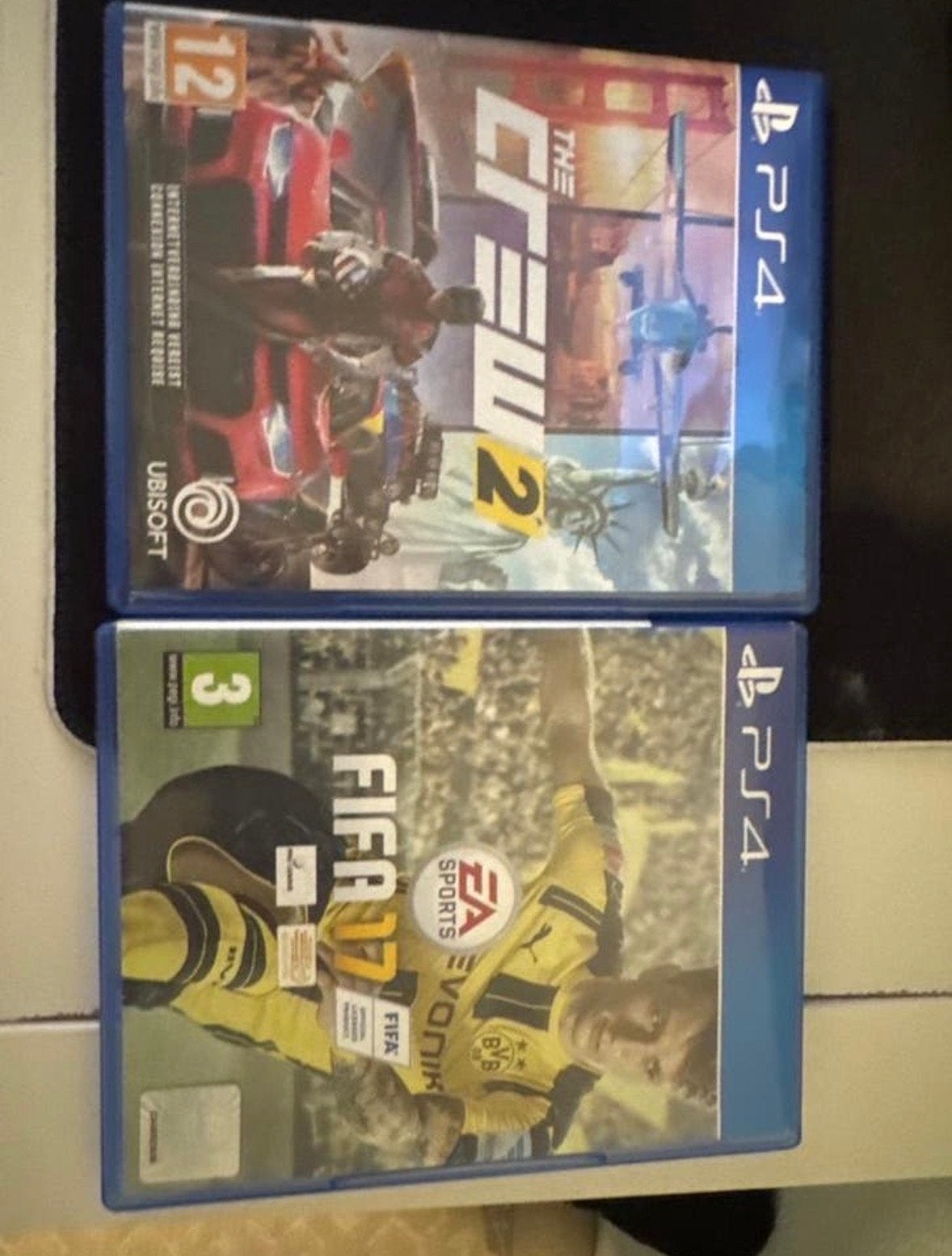 PS4 Games: FIFA 17 en The Crew 2, 1 speler, Eén computer, Ophalen of Verzenden, Zo goed als nieuw