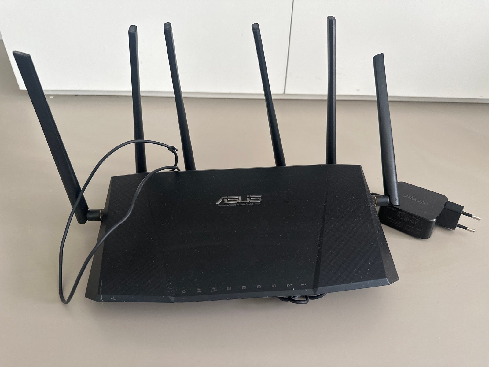ASUS Wireless-AC3200 Tri-band Gigabit Router, Ophalen of Verzenden, Gebruikt, Router