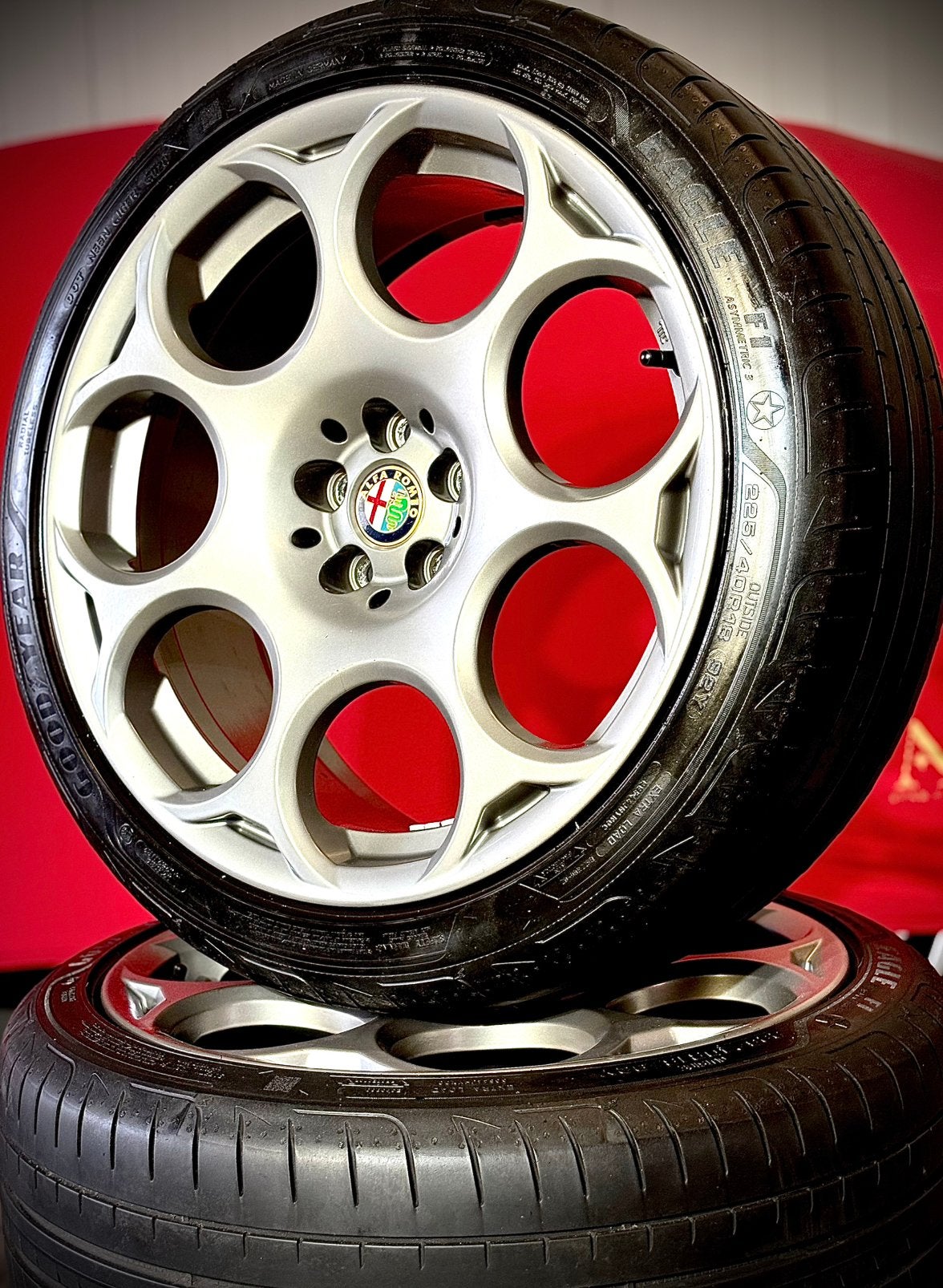 Alfa Romeo Blackline 18 inch Velgen, Ophalen, 18 inch, Velg(en), Personenwagen