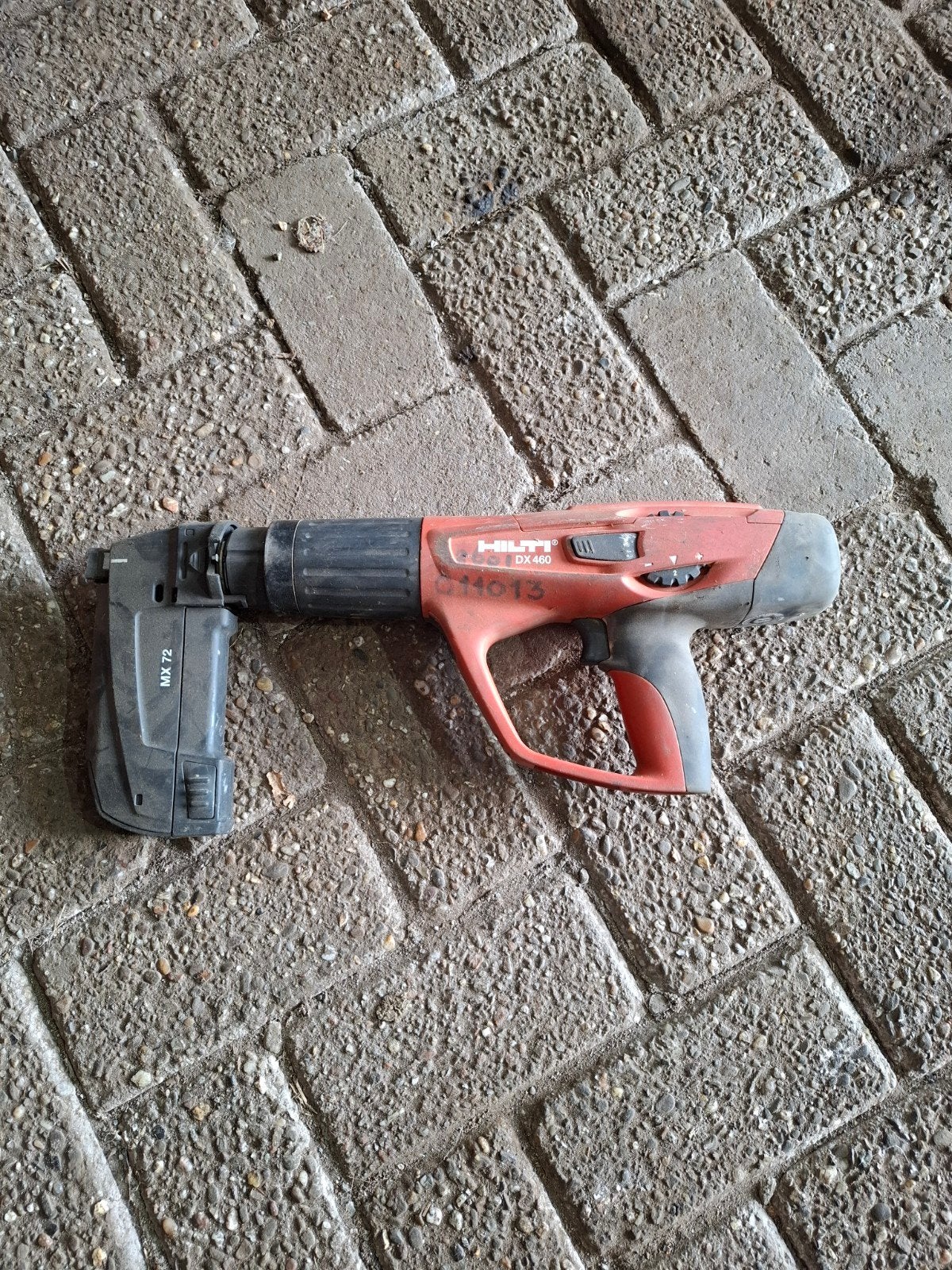Hilti schiethamer DX460