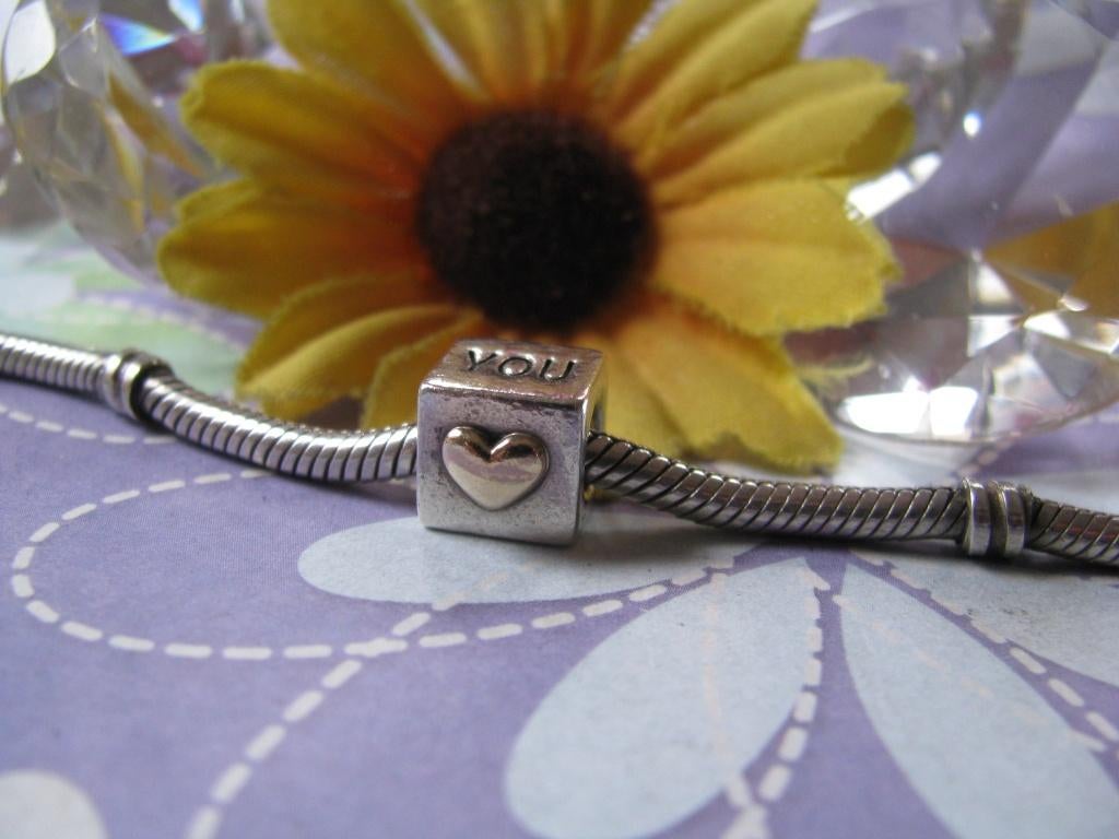 Pandora bedel 790200 + 14 krt GOUD accenten = I LOVE YOU, Pandora, Ophalen of Verzenden, Zo goed als nieuw, 1 bedel