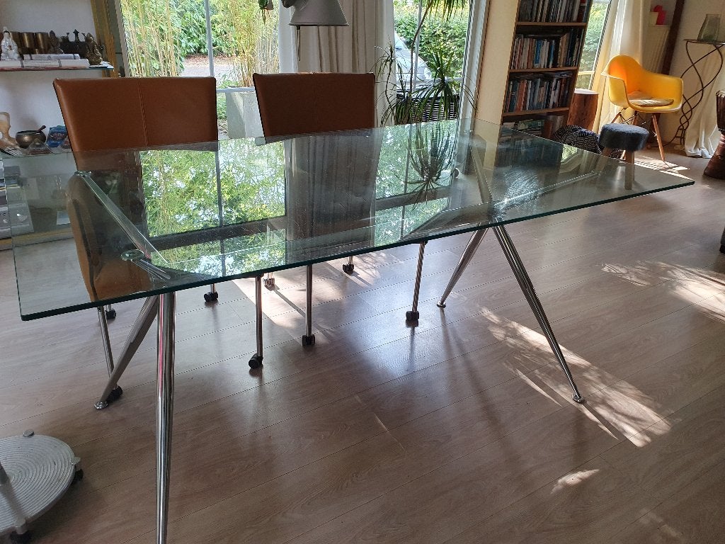 Te koop glazen designbureau Studio Balutto, Huis en Inrichting, Bureaus, Ophalen, 160 cm, Zo goed als nieuw, Overige merken