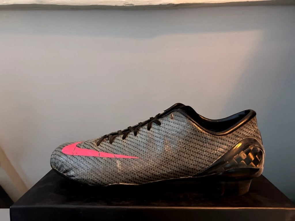 nike mercurial sl vapor carbon fg ronaldo r9 limit maat 44,5, Gebruikt, Maat XS of kleiner, Schoenen, Ophalen of Verzenden