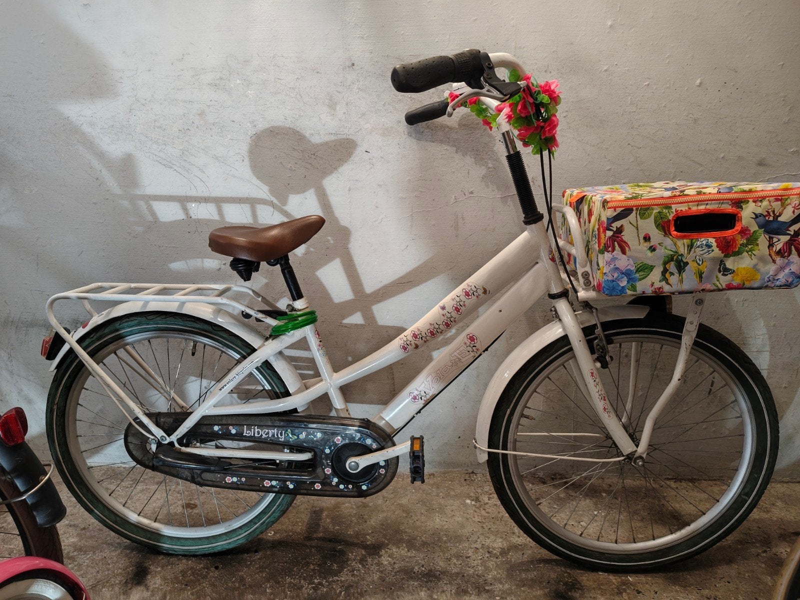 Meidenfiets meisjesfiets omafiets 24inch Volare met mand, Ophalen, Terugtraprem, 24 inch, Versnellingen