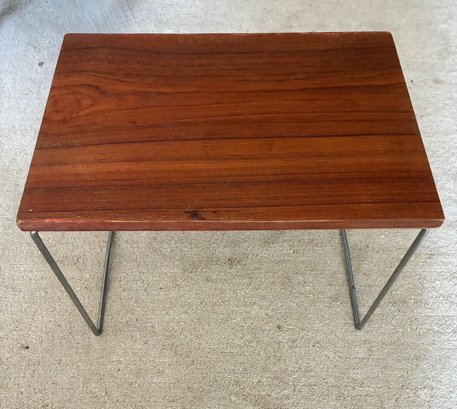 Vintage brabantia tafeltje teakhout en verchroomd draadframe, Minder dan 55 cm, Zo goed als nieuw, Rechthoekig, Ophalen
