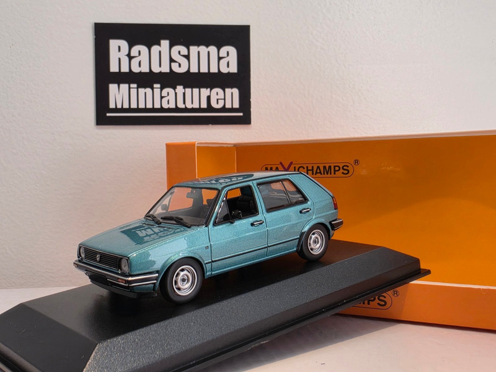 Volkswagen Golf Mk2 5drs 1985 Turquoise - 1:43 Maxichamps, Auto, Nieuw, Ophalen of Verzenden, Maxichamps