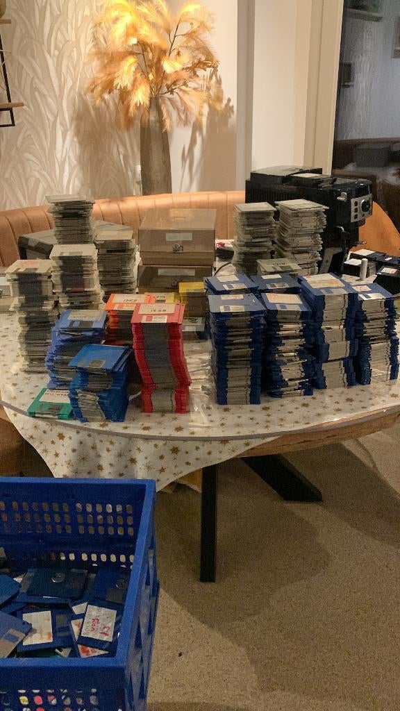 3.5 inch diskettes te koop (gebruikt - Amiga software), Ophalen of Verzenden