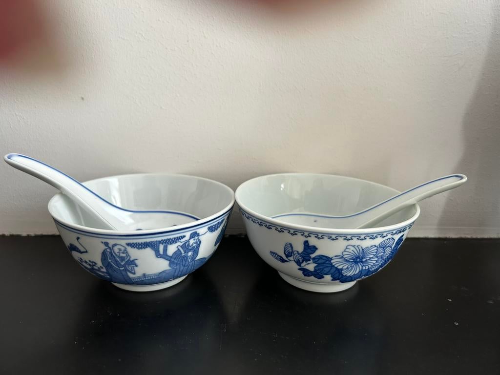 2 Chinese kommen met lepels, Ophalen of Verzenden