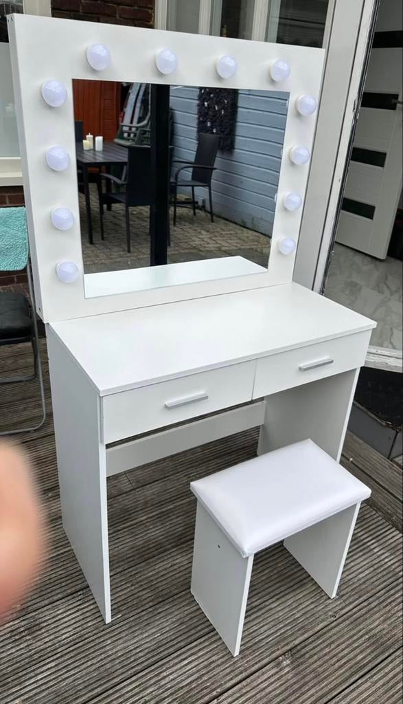 Witte make-up tafel met spiegel en lampjes (1 lampje defect), Ophalen, Gebruikt, 50 tot 100 cm, Minder dan 100 cm