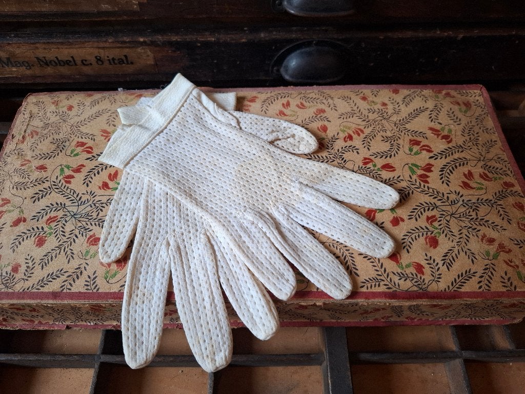 Elegante Retro Mesh Handschoenen voor Bruiloft of Ceremonie, Ophalen of Verzenden