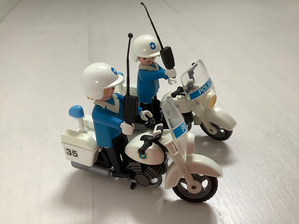 Twee motoragenten met motoren en walkietalkie, vintage, Ophalen of Verzenden, Gebruikt