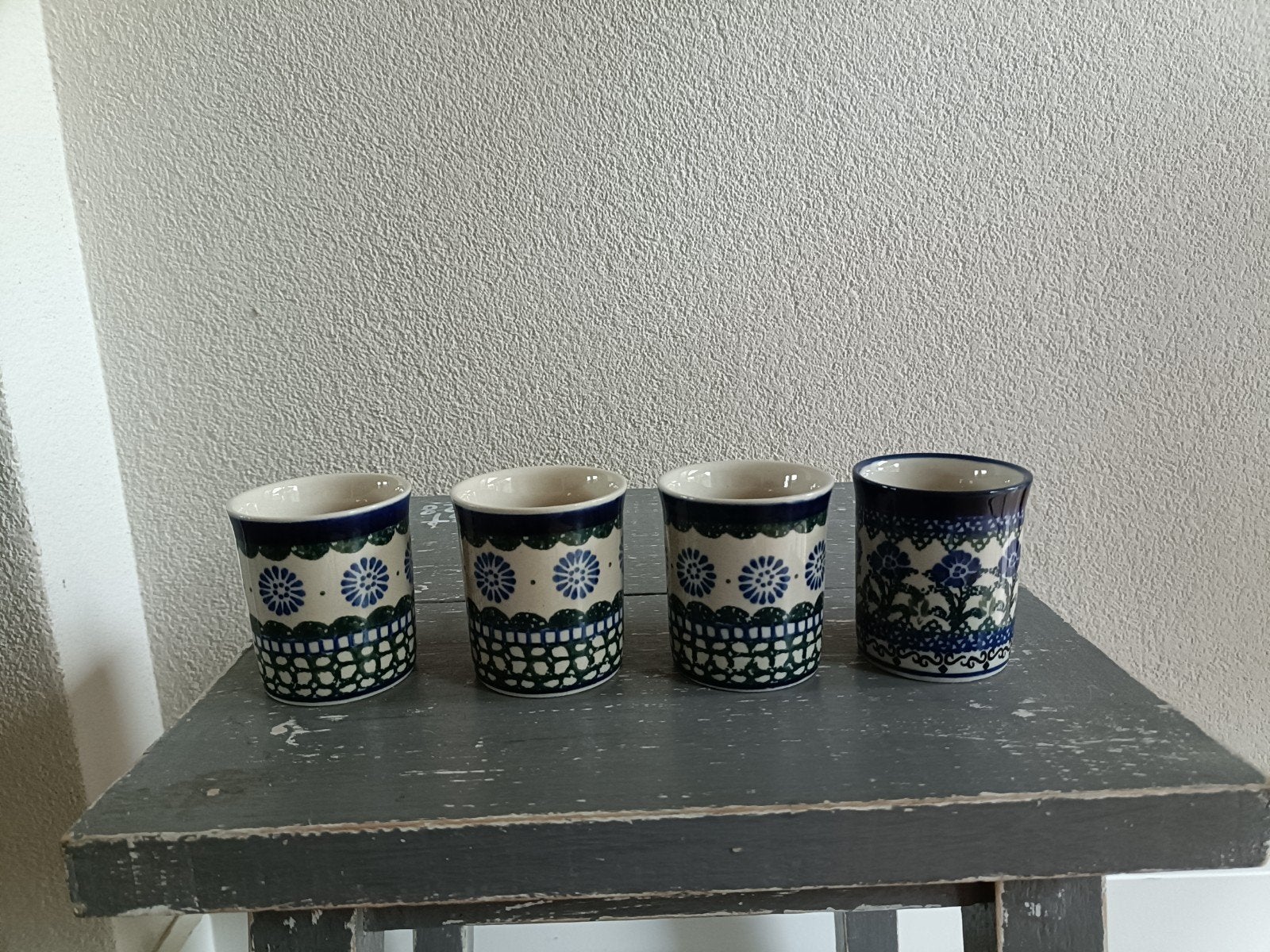 Set van 4 handgemaakte Poolse keramische mokken, Overige merken, Keramiek, Vintage, Zo goed als nieuw