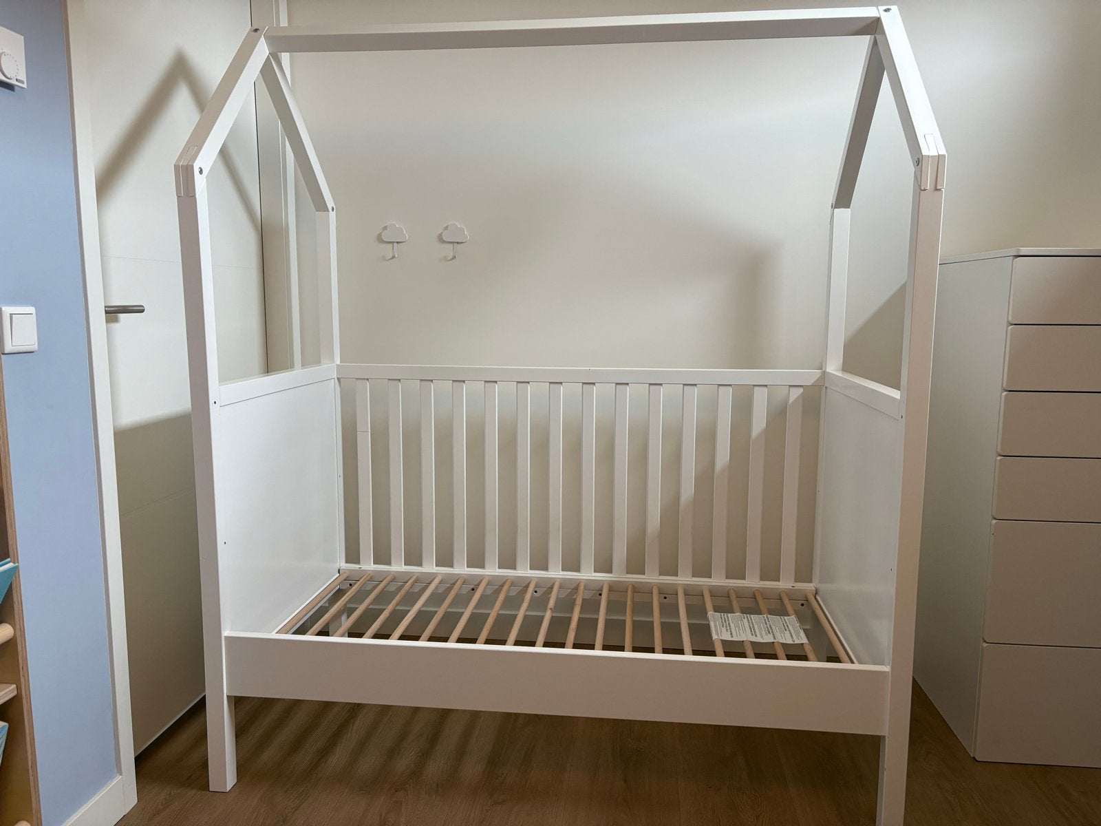 Bopita My First House meegroeibed 70x140 cm, Kinderen en Baby's, Kinderkamer | Bedden, Ophalen, Gebruikt, 70 tot 85 cm, 140 tot 160 cm