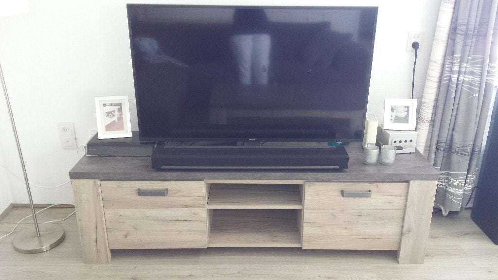 SATRIANI TV-meubel, Ophalen, Overige materialen, 150 tot 200 cm, Zo goed als nieuw
