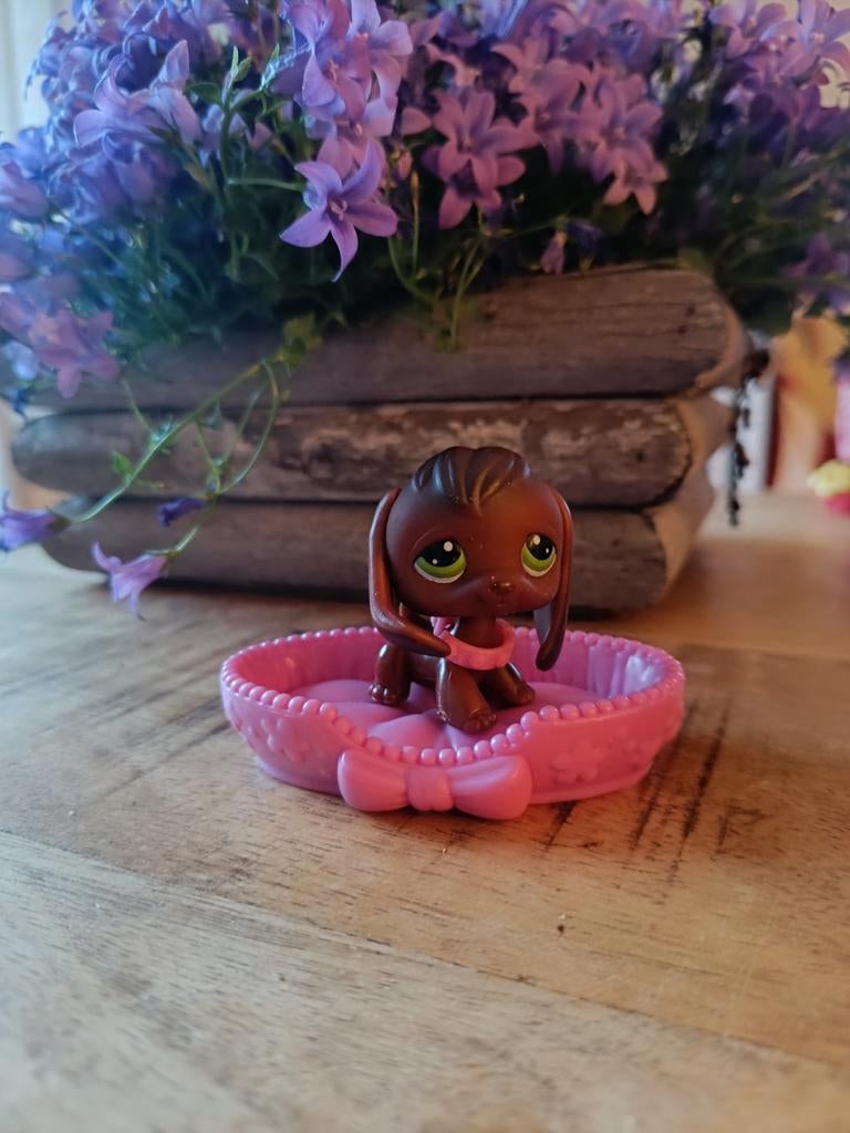 Littlest Petshop beagle met bed en halsband, Ophalen of Verzenden, Zo goed als nieuw